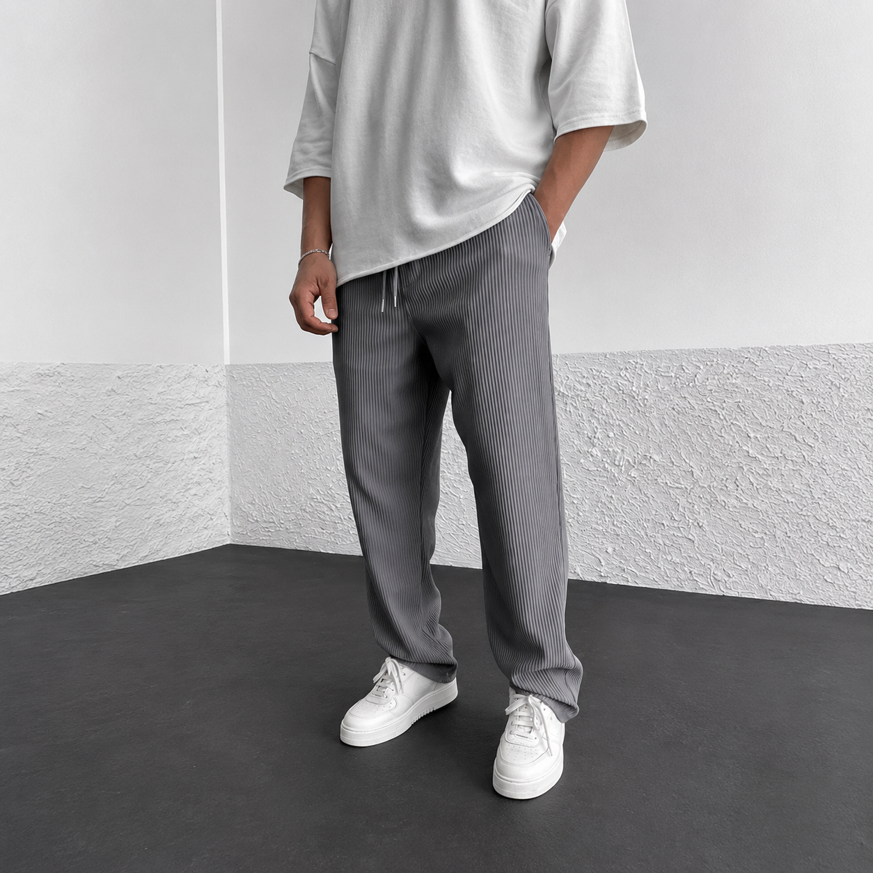 Zeke - Casual Pants with Drawstring for a Relaxed Fit