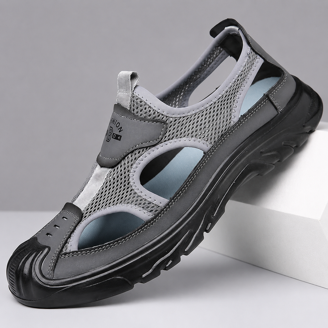 Zareen - Lightweight Outdoor Shoes