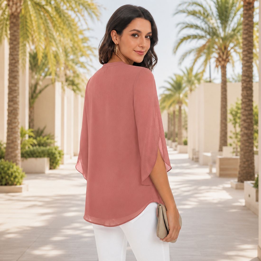 Arsine - Chic Loose V-Neck Top