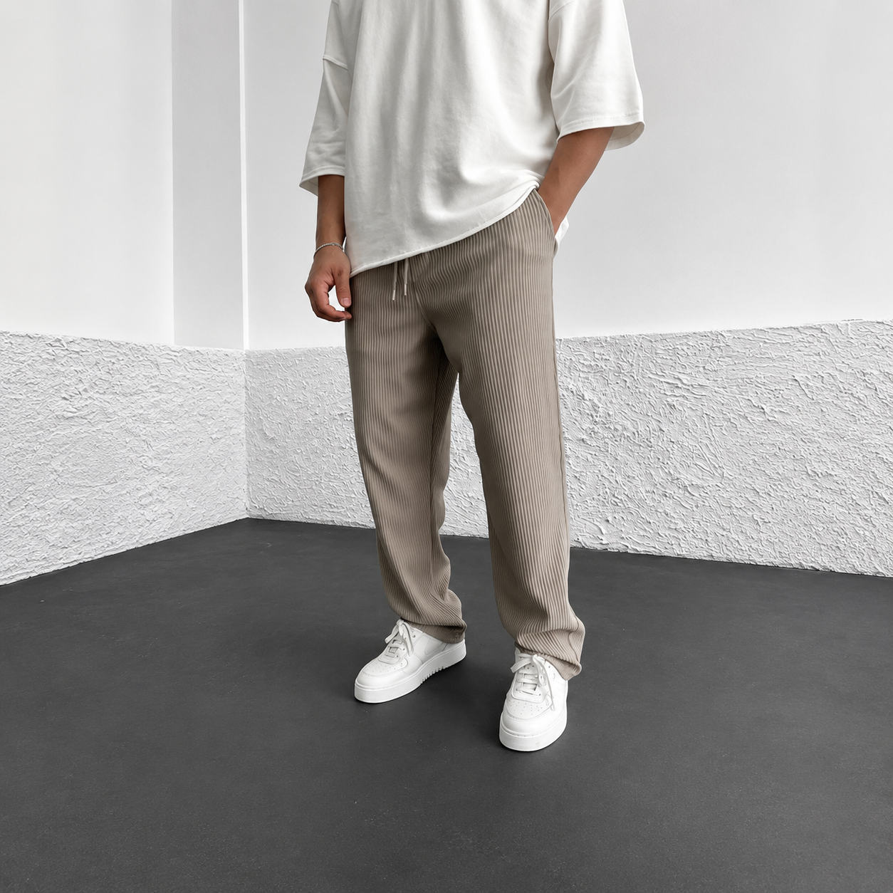 Zeke - Casual Pants with Drawstring for a Relaxed Fit