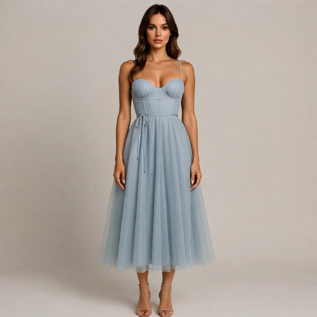 Cynthia - Elegant and Trendy Midi Dress