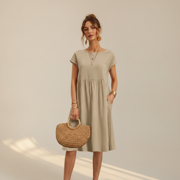 Nubia - Elegant Round Neck Knee-Length Dress