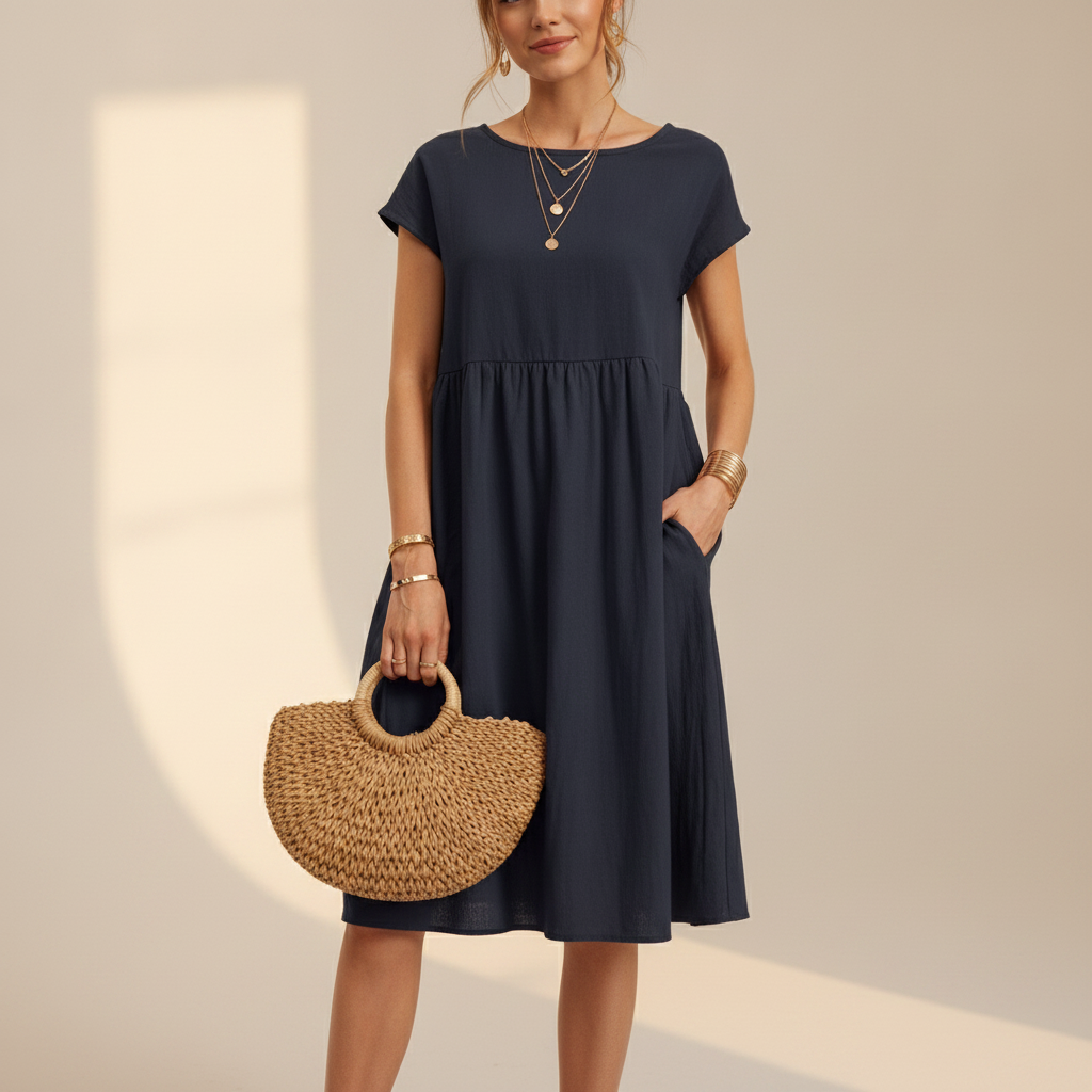Nubia - Elegant Round Neck Knee-Length Dress