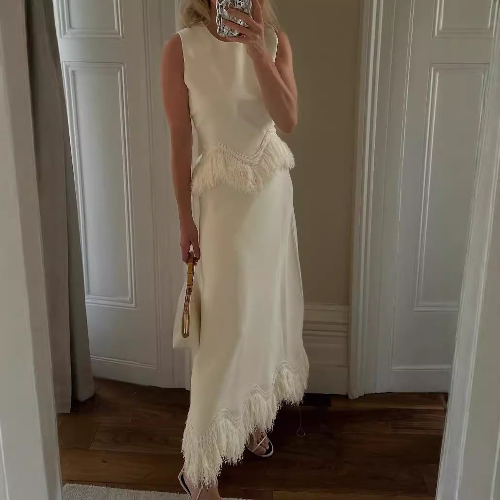 Marjorie - Elegant Sleeveless Outfit