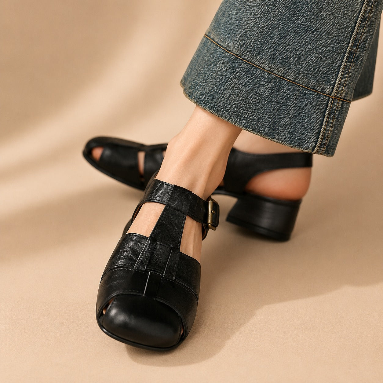 Lenny - Casual Sandals with Comfortable Footbed