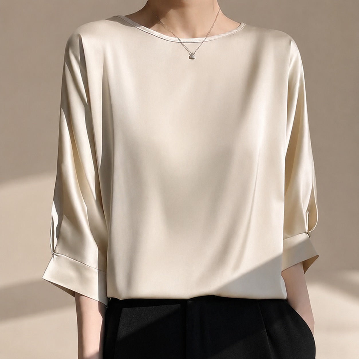 Shanice - Elegant Loose-Fit Blouse