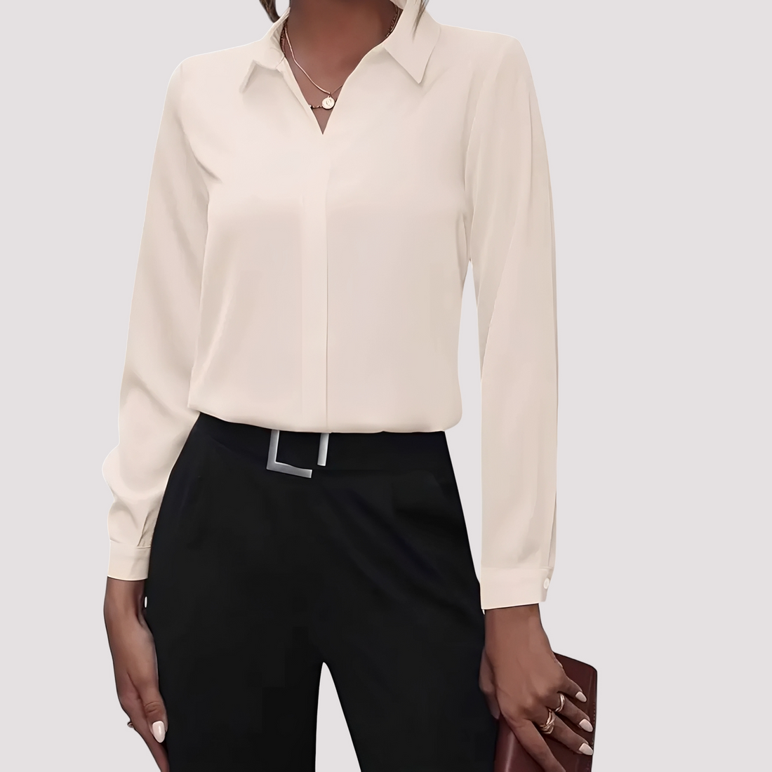 Alisa - Trendy Button-Up Shirt