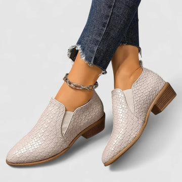 Ellie - Pointed-Toe Bold Loafers