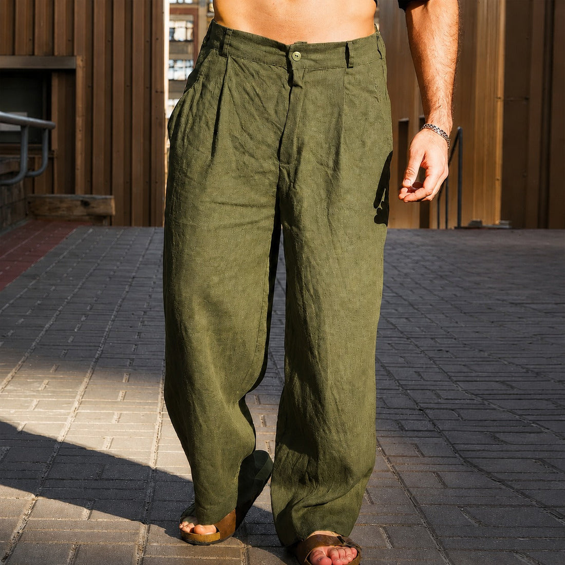 Brandon - Lightweight Wide-Leg Trousers