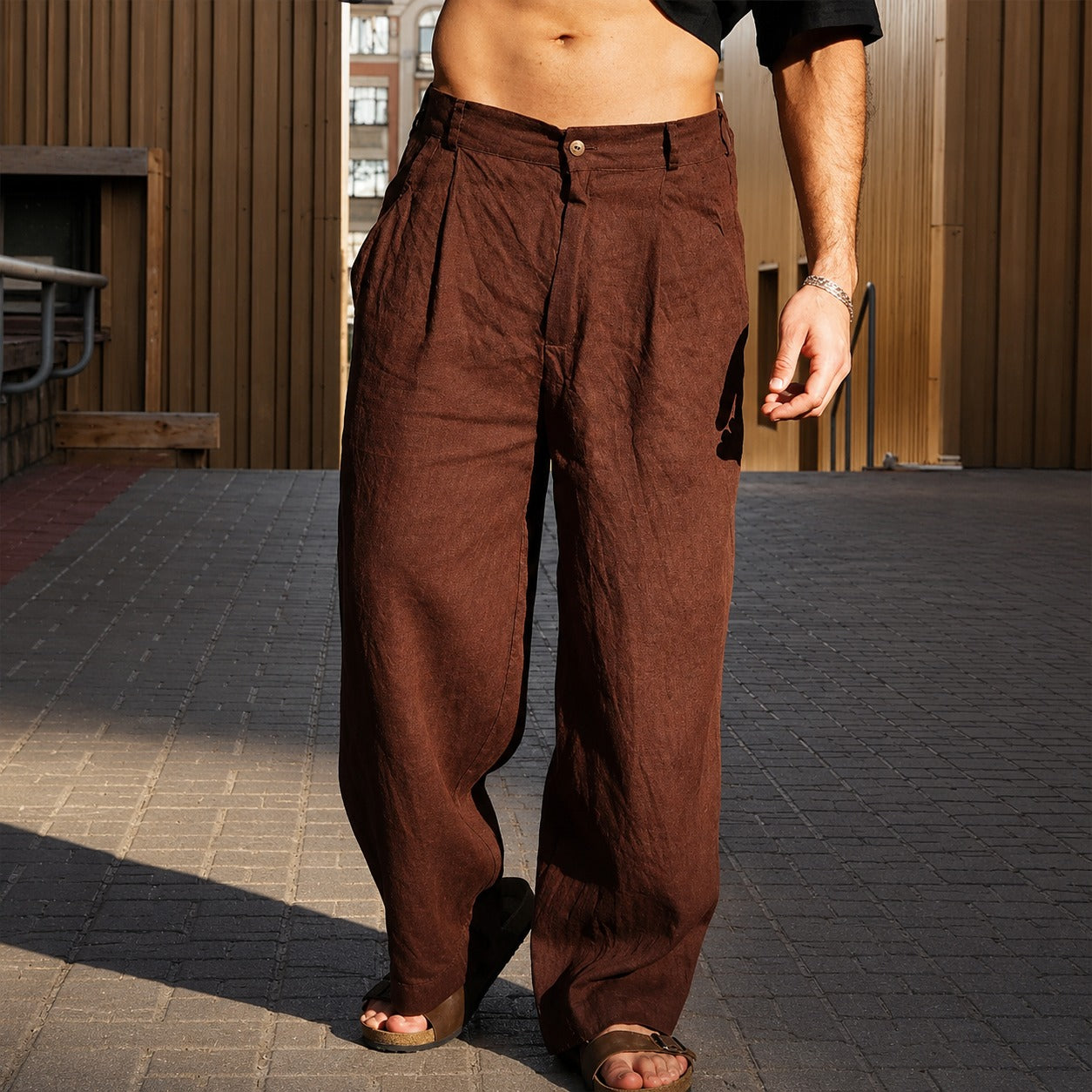 Brandon - Lightweight Wide-Leg Trousers